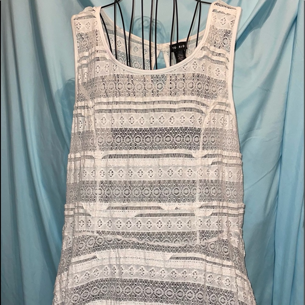 Torrid pointelle off white top/coverup size 2